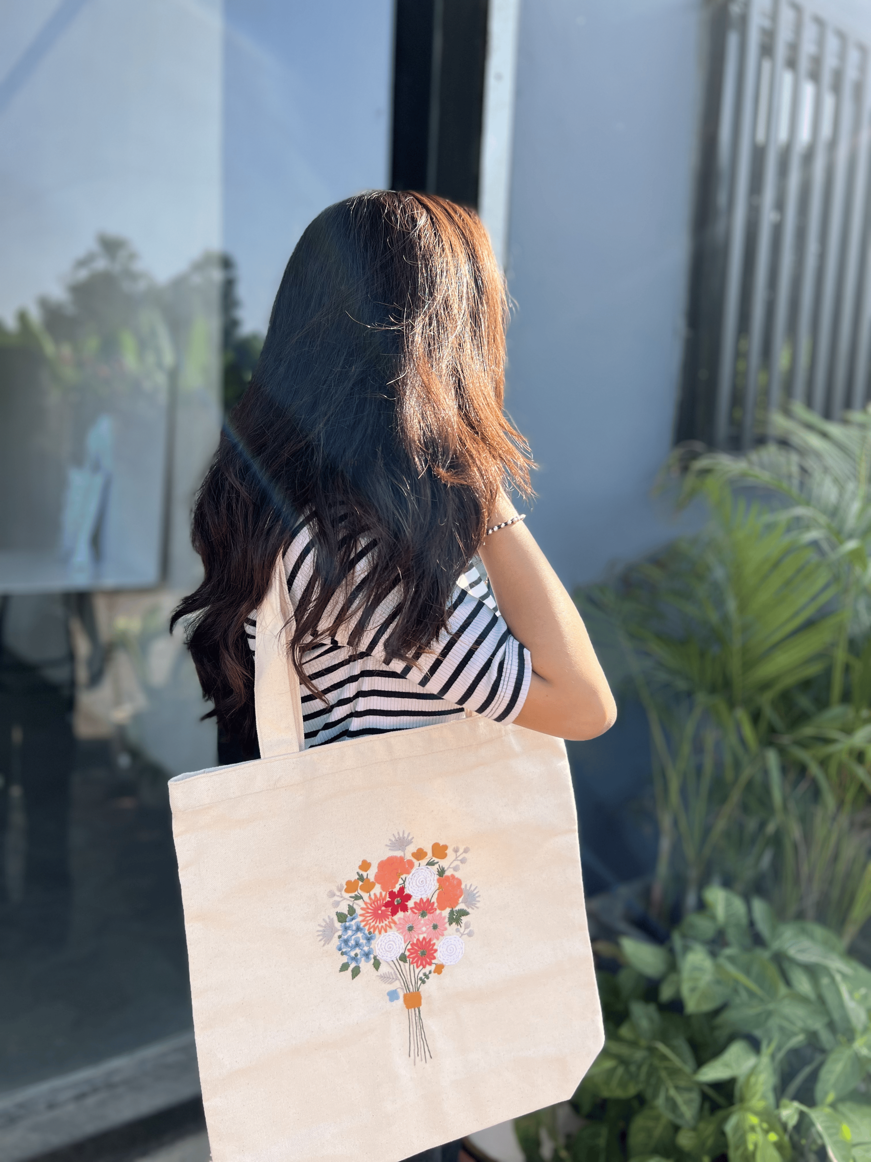 Elegant Bouquet Tote Bag